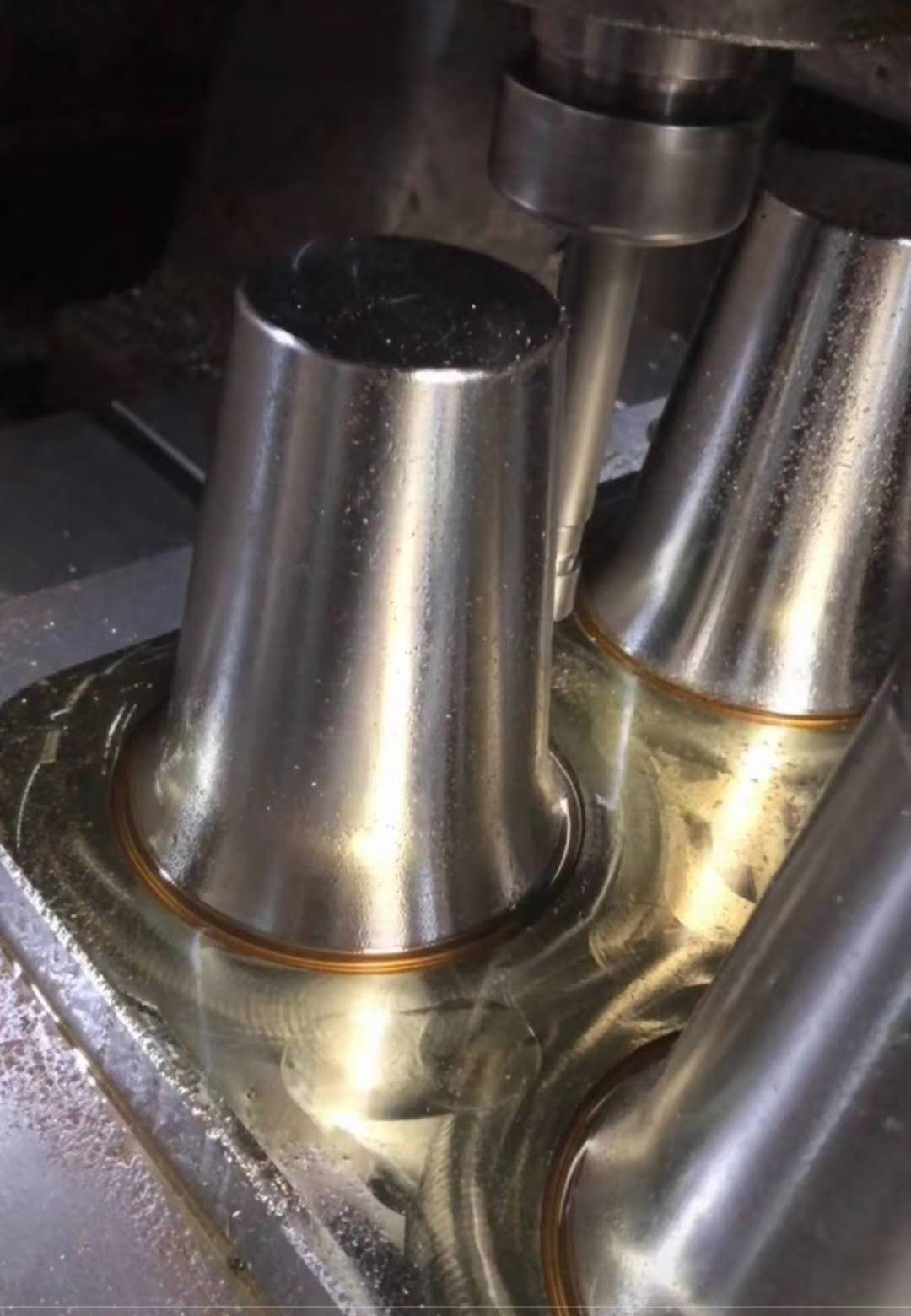 精密零件加工中